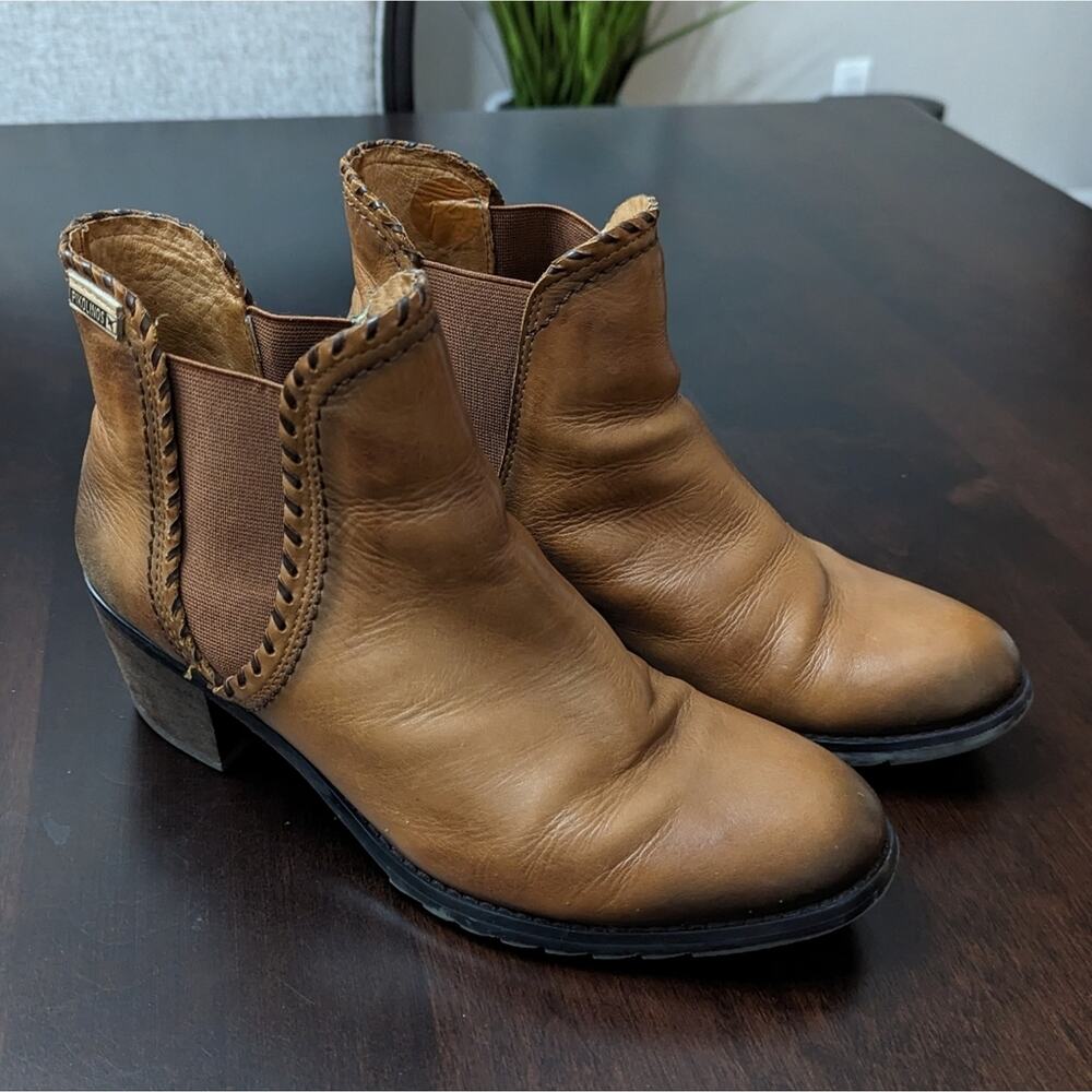 Pikolinos Andorra Leather Chelsea Boot Size 40